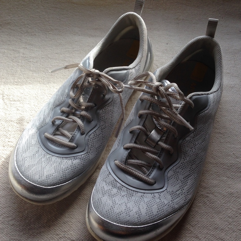 Merrill sneakers
