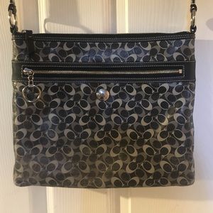 Coach Signature Chelsea Crossbody Bag