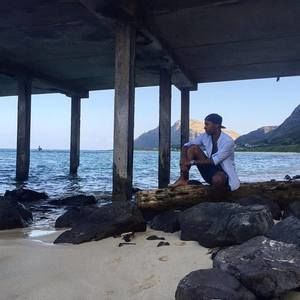 Meet your Posher, Hakim