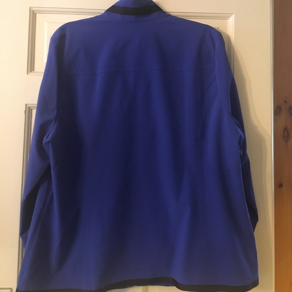 NWOT 🔹 Chico's Sz 3 Blue Zip-Up w/ Ruffle - Picture 3 of 4