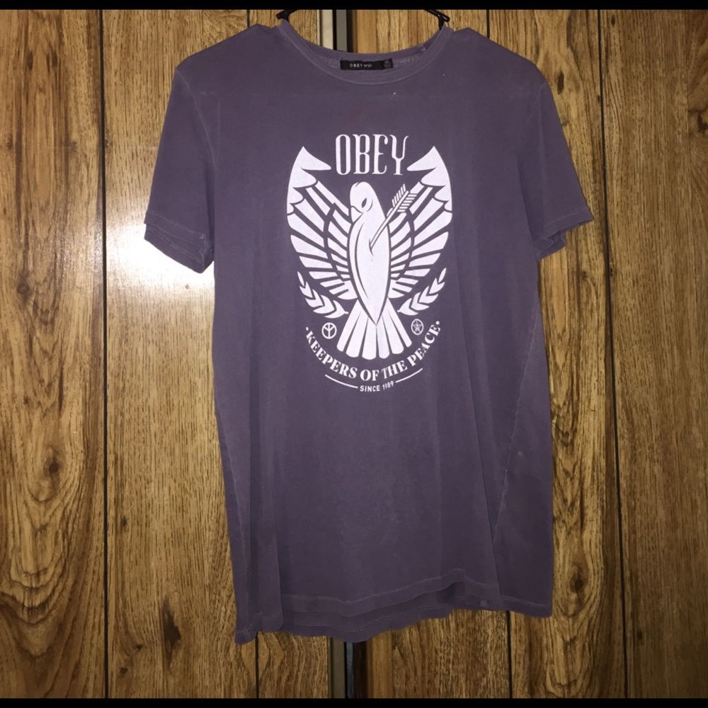Obey shirt