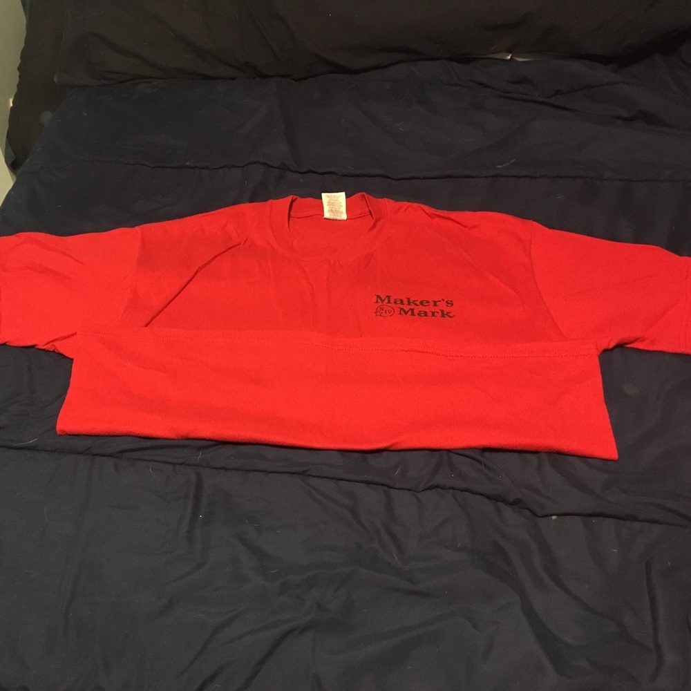 Red XL t-shirt