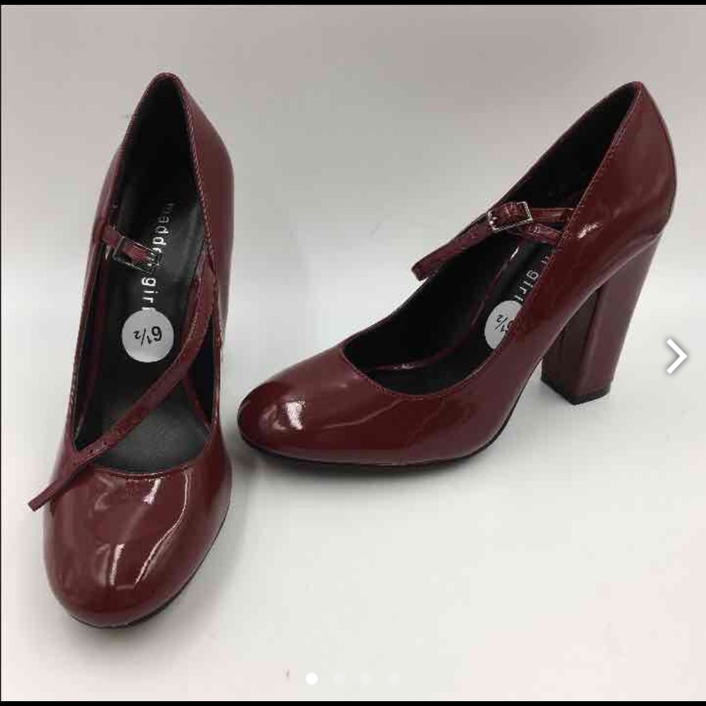 Size 6.5 Madden Girl NWT