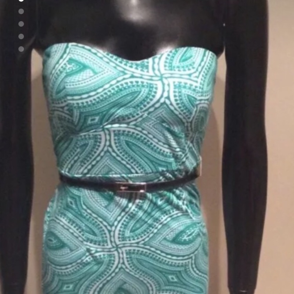 Women's green/white floral print sleeveless dress