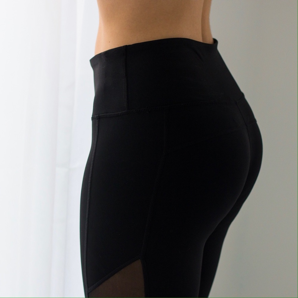 SoldOut11thStreet - Picture 3 of 5