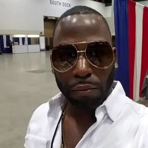 Meet your Posher, Steve