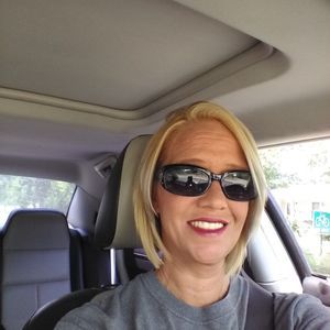 Meet your Posher, Shelly