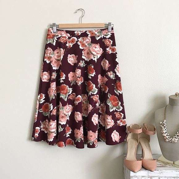 hwl boutique Dresses & Skirts - Burgundy Floral Skirt!