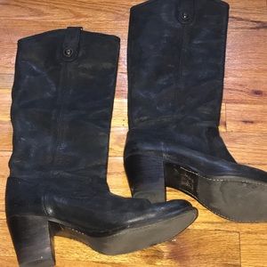 Like new black Frey boots
