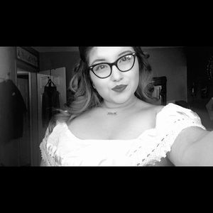 Meet your Posher, Joanna