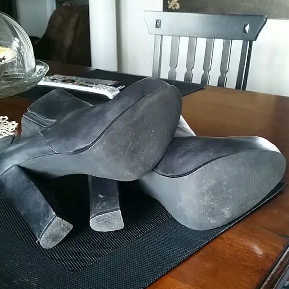 💯% leather booties - Picture 4 of 4