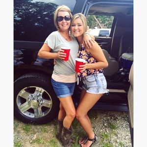 Meet your Posher, Sierra