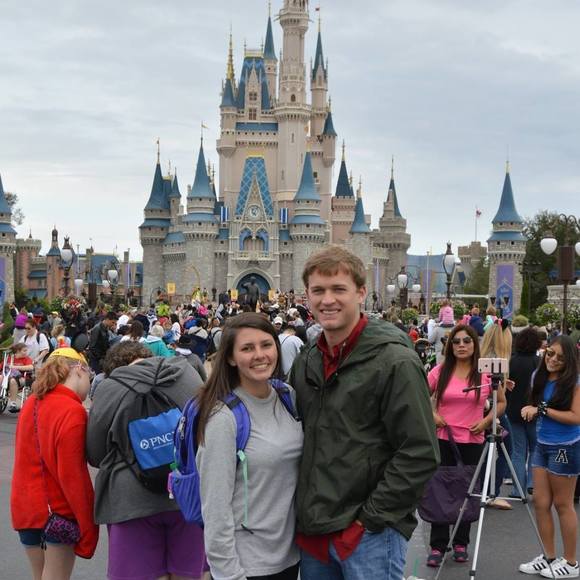 Meet your Posher, Courtney - Picture 1 of 1