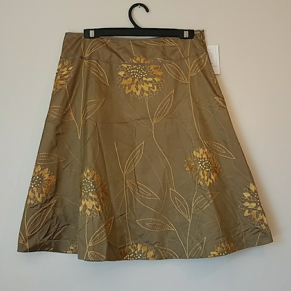 Liz Claiborne Silk Gold Skirt - Never Worn!