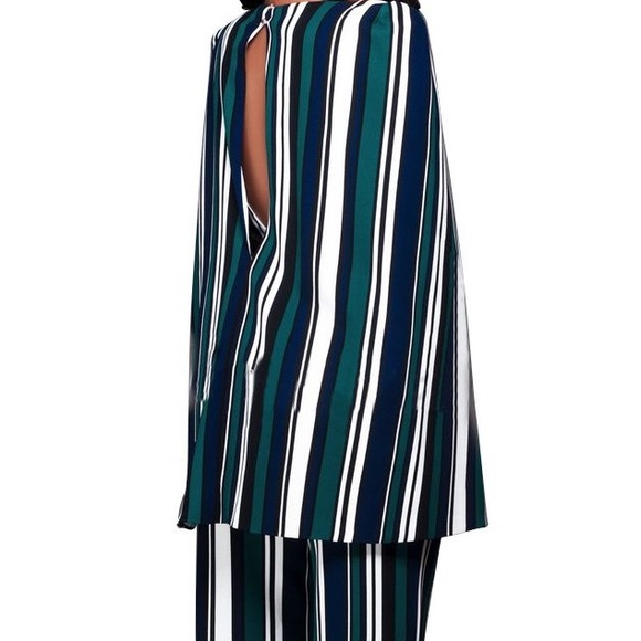 Lola - Picture 3 of 4