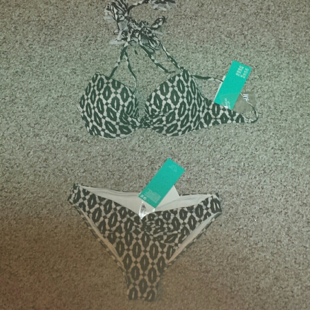 H&M Leopard Bikini Set