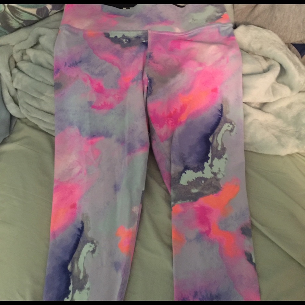 PINK ultimate leggings