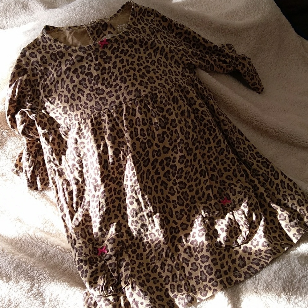Girls leaperd dress