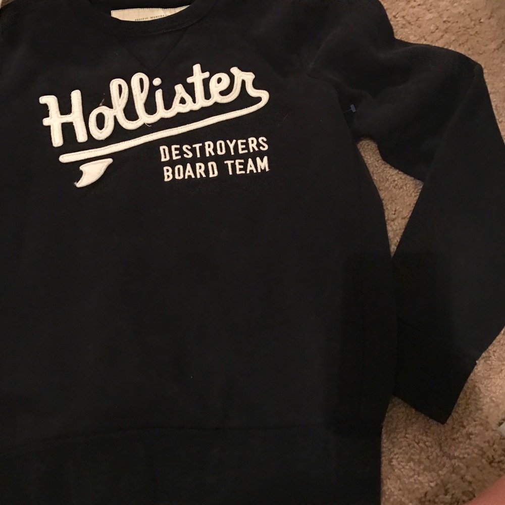 Sweatshirt with no hood