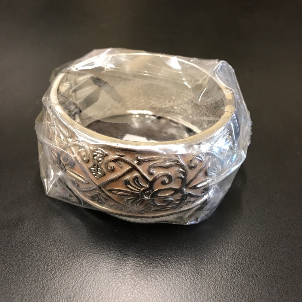 Bracelet - Picture 2 of 3