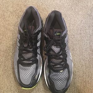 Asics Kayano 22