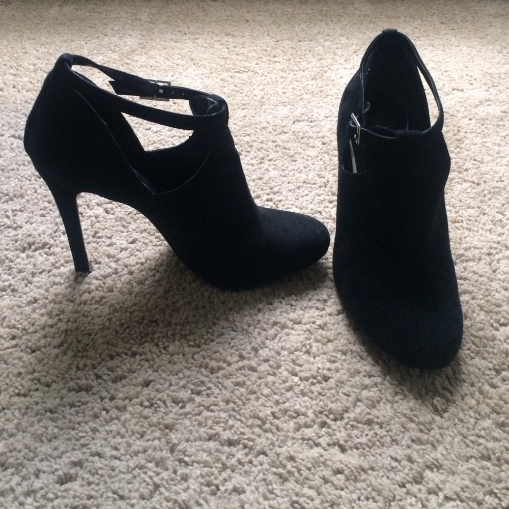 Jessica Simpson Suede Booties