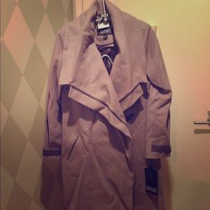 NWT Badgley Mischka Manila Wool-Blend Coat