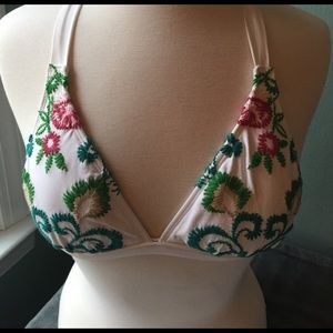 Lucky Brand 👙 embroidered