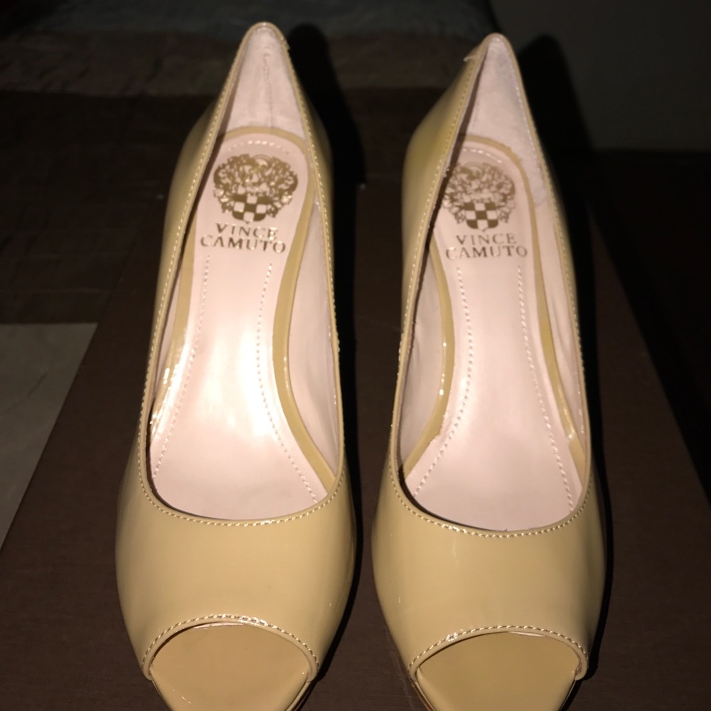 Vince Camuto Lorim Peep Toe Pumps
