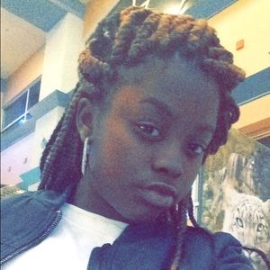 Meet your Posher, Ciara