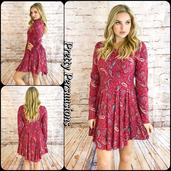 SOLD OUT ‼️NWT Paisley Fit & Flare Tunic Dress - Picture 4 of 4
