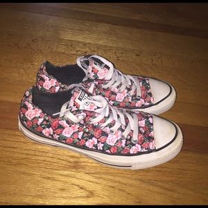 floral converse