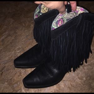 Ariat gold rush fringe boots black size 10