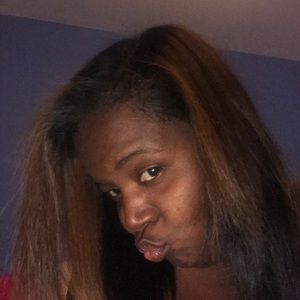 Meet your Posher, Aisha