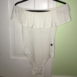 NWT Abercrombie off the shoulder body suit