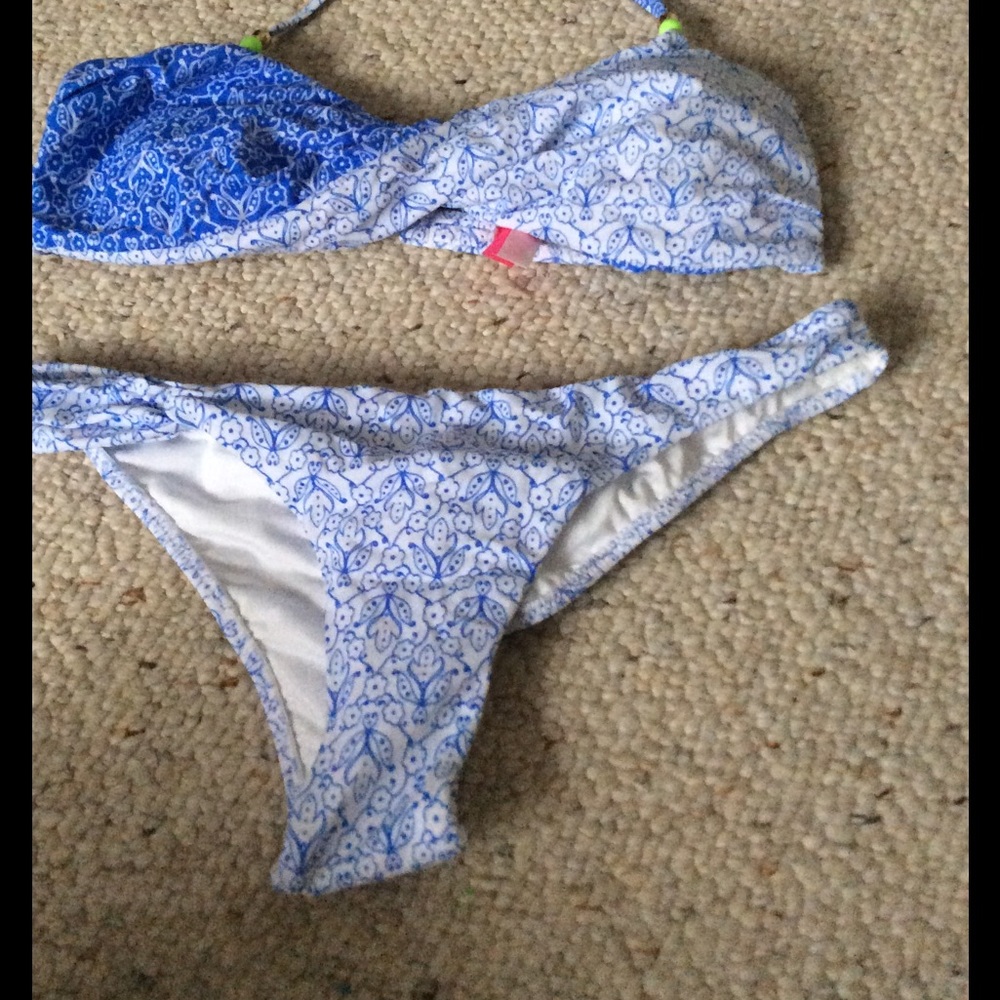 Vs bikini
