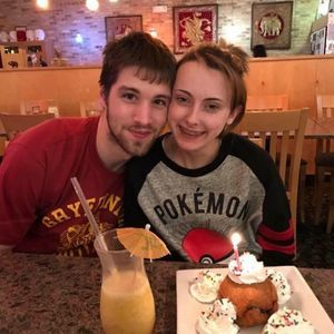 Meet your Posher, Dee