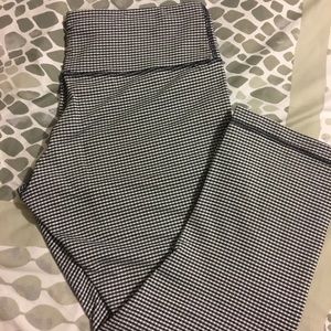 Lululemon wunder under crop