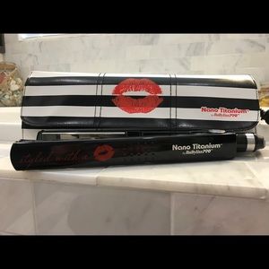 Babyliss Pro Black Nano Titanium Flat Iron 1 1/4