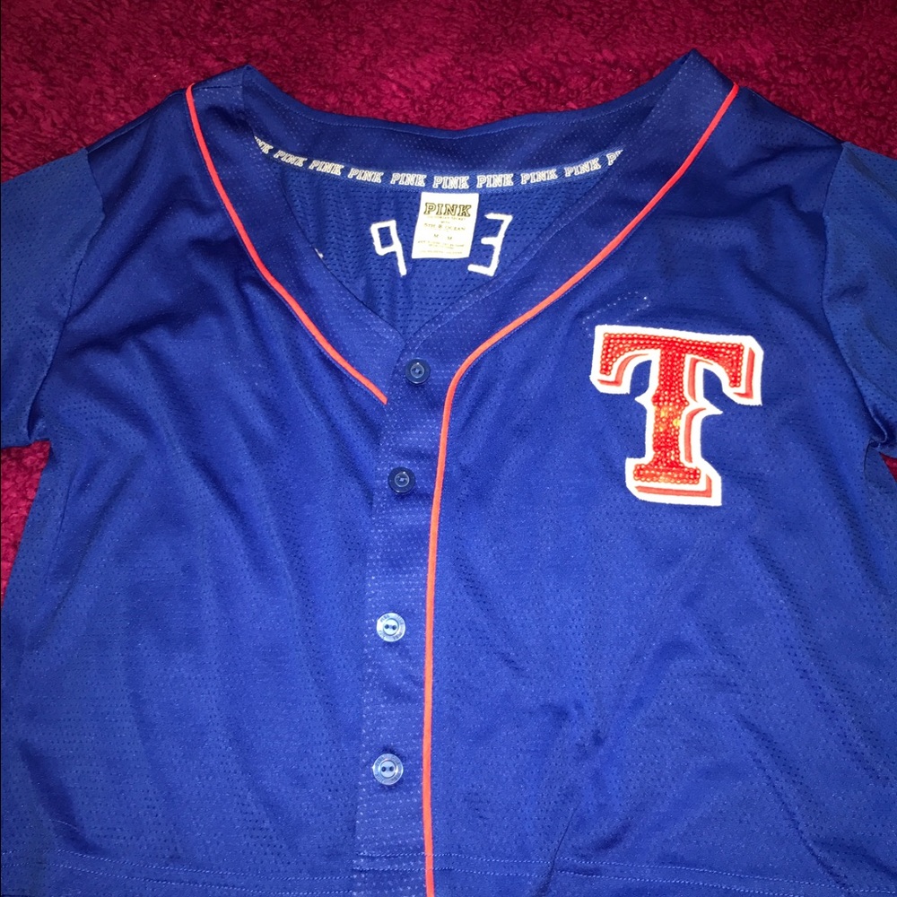 SUBMIT ANY OFFER VS Pink jersey