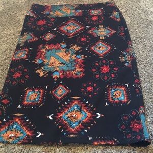 Lularoe Cassie skirt size large. Super cute