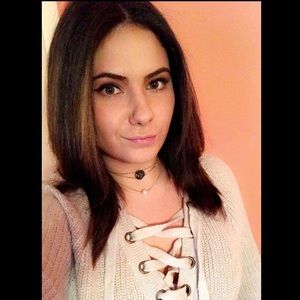 Meet your Posher, Brielle