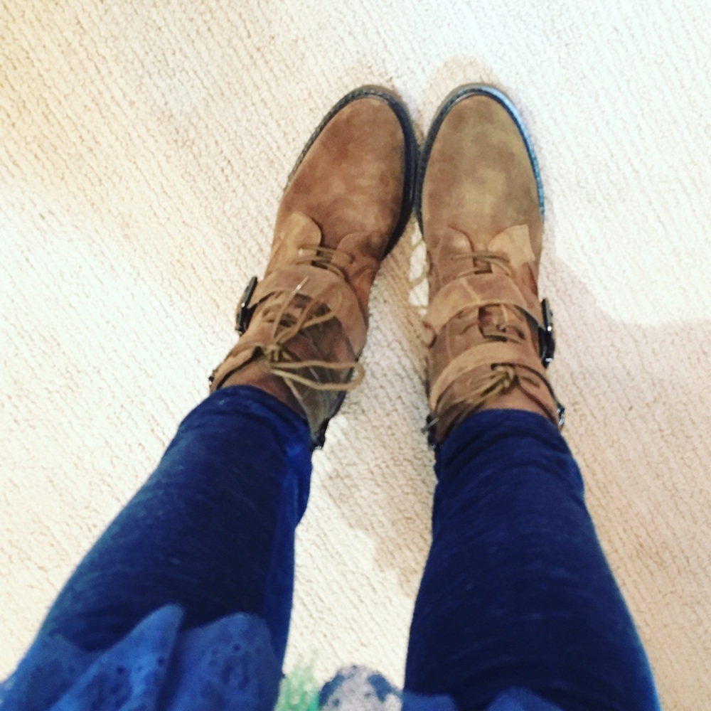 Host Pick Vince Camuto Combat Boots - Picture 2 of 4