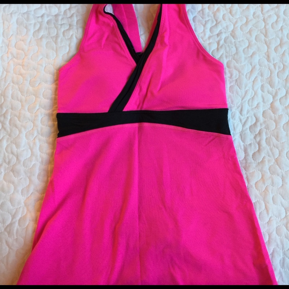 Lululemon tank