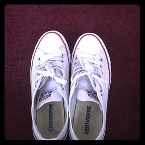 White converse low tops size 7 women's
