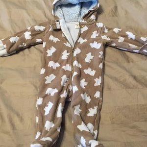 Carters snowsuit-warm fleece lined size 9M