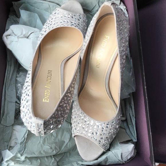 Enzo Angiolini Rhinestone Heels -7.5 M - Picture 2 of 3