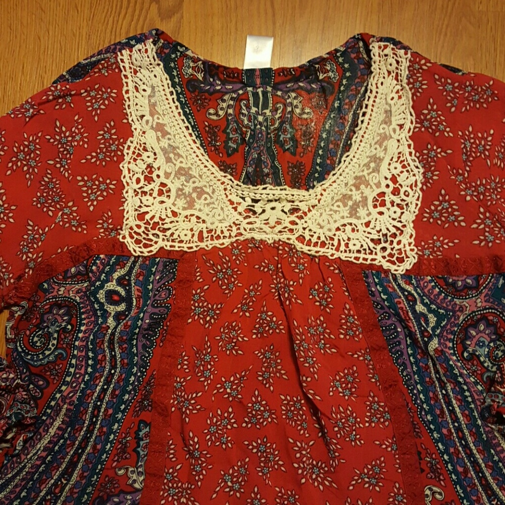 100% Rayon NWOT Shirt