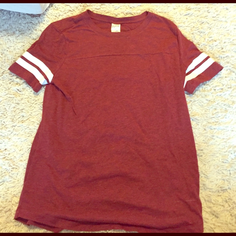 Baseball tee