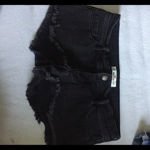 Black hollister shorts